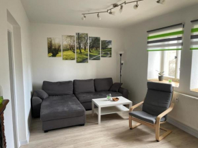 Monteur Ferienwohnung OT Kleinwaltersdorf mit Außensitzecke und Grill